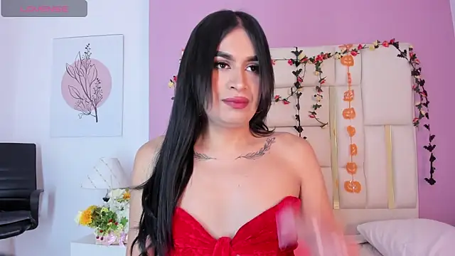 Snapshot of Silvana-Castro chatting on October 9, 2025, 11:11 am Silvana-Castro online show from October 9, 2025, 11:11 am