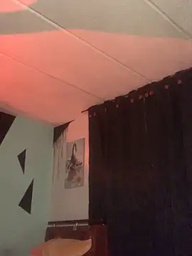 malek xarx  online show from October 1, 2025, 2:17 am