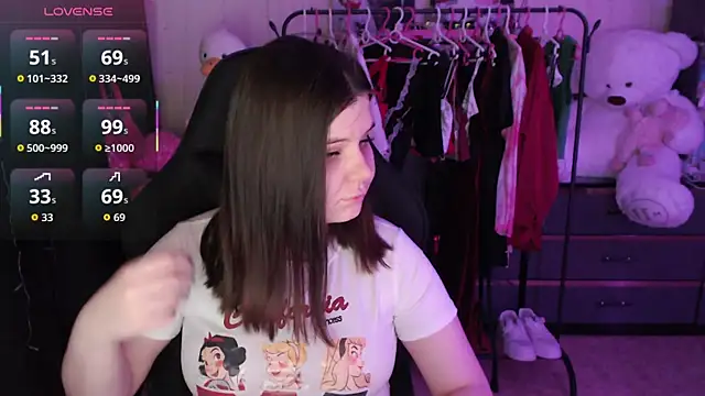 AmyVibess online show from March 27, 2026, 8:10 pm