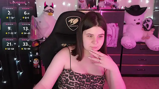 Snapshot of AmyVibess chatting on October 28, 2025, 8:08 pm AmyVibess online show from October 28, 2025, 8:08 pm