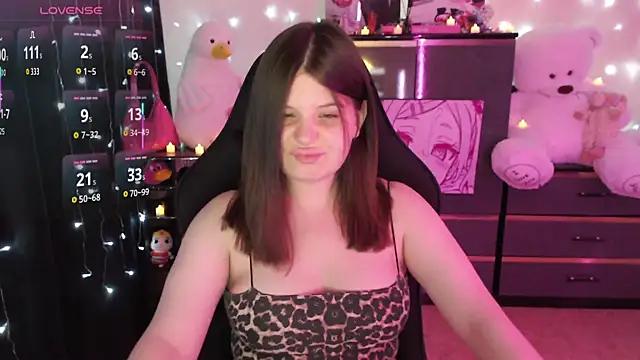 Snapshot of AmyVibess chatting on October 9, 2025, 8:09 pm AmyVibess online show from October 9, 2025, 8:09 pm