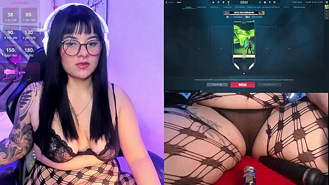 Snapshot of EternaAura chatting on September 25, 2025, 12:44 pm EternaAura online show from September 25, 2025, 12:44 pm