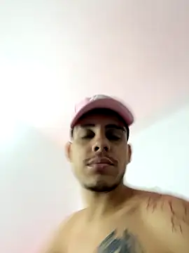 Snapshot of Luke_Stone chatting on September 26, 2025, 1:40 pm Luke Stone online show from September 26, 2025, 1:40 pm