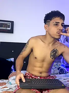 Snapshot of Luke_Stone chatting on October 25, 2025, 7:14 pm Luke Stone online show from October 25, 2025, 7:14 pm