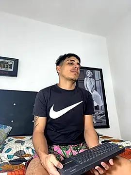 Luke Stone online show from November 26, 2025, 9:26 pm