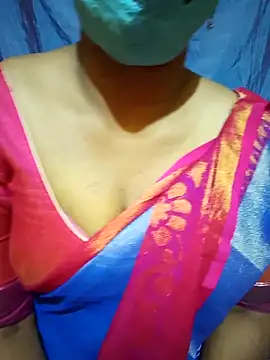 Snapshot of Tamil_Mohini chatting on February 3, 2026, 5:29 pm Tamil Mohini online show from February 3, 2026, 5:29 pm