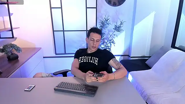 Snapshot of Dustin_Sonne chatting on October 15, 2025, 3:49 am Dustin Sonne online show from October 15, 2025, 3:49 am