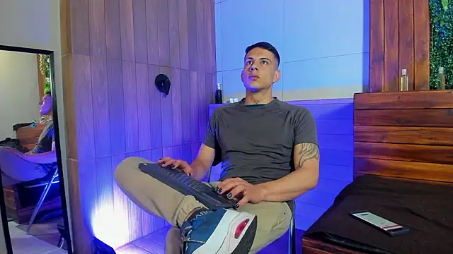 Dustin Sonne online show from March 28, 2026, 3:40 am