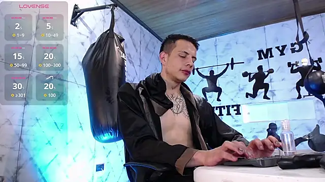 Snapshot of Dustin_Sonne chatting on September 20, 2025, 3:50 pm Dustin Sonne online show from September 20, 2025, 3:50 pm