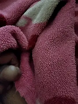 desiboyarya online show from November 18, 2025, 5:27 pm