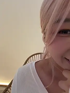 Snapshot of winter11 chatting on September 24, 2025, 6:31 am winter11 online show from September 24, 2025, 6:31 am