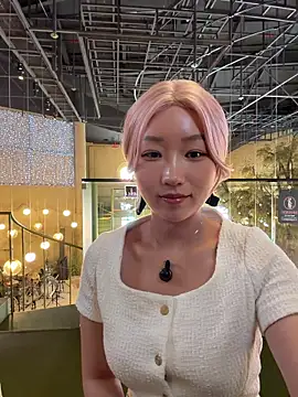 Snapshot of winter11 chatting on November 2, 2025, 1:43 am winter11 online show from November 2, 2025, 1:43 am