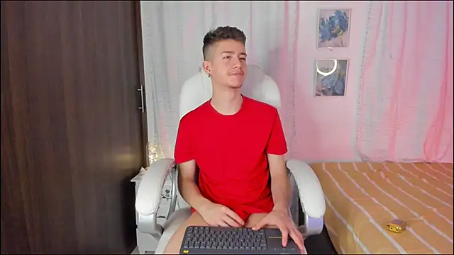 Snapshot of ThiagooJames chatting on September 20, 2025, 3:22 am ThiagooJames online show from September 20, 2025, 3:22 am