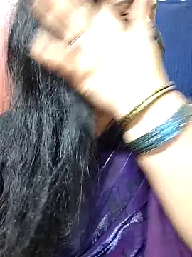 Snapshot of honey-flower chatting on September 18, 2025, 3:42 am honey-flower online show from September 18, 2025, 3:42 am