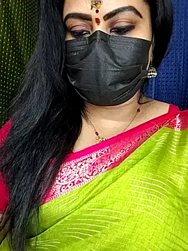 Snapshot of honey-flower chatting on September 20, 2025, 7:13 am honey-flower online show from September 20, 2025, 7:13 am