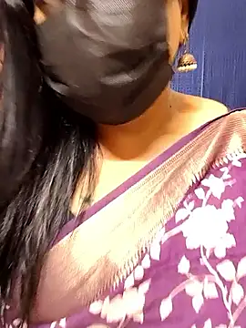 Snapshot of honey-flower chatting on October 11, 2025, 3:46 pm honey-flower online show from October 11, 2025, 3:46 pm