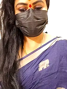 Snapshot of honey-flower chatting on October 21, 2025, 4:01 am honey-flower online show from October 21, 2025, 4:01 am