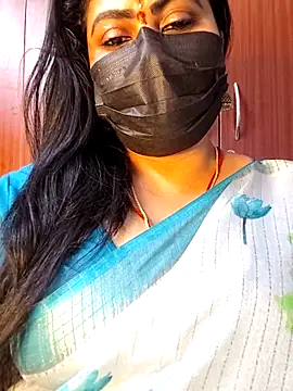 Snapshot of honey-flower chatting on October 15, 2025, 12:46 pm honey-flower online show from October 15, 2025, 12:46 pm