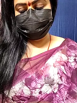 Snapshot of honey-flower chatting on October 13, 2025, 6:31 pm honey-flower online show from October 13, 2025, 6:31 pm