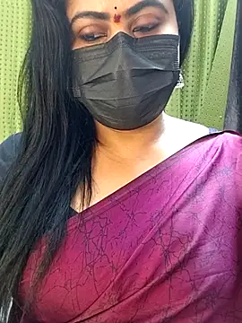 Snapshot of honey-flower chatting on October 27, 2025, 12:44 am honey-flower online show from October 27, 2025, 12:44 am