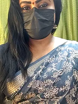 Snapshot of honey-flower chatting on October 29, 2025, 6:01 am honey-flower online show from October 29, 2025, 6:01 am