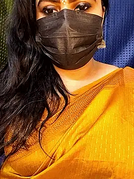 Snapshot of honey-flower chatting on October 8, 2025, 6:04 am honey-flower online show from October 8, 2025, 6:04 am