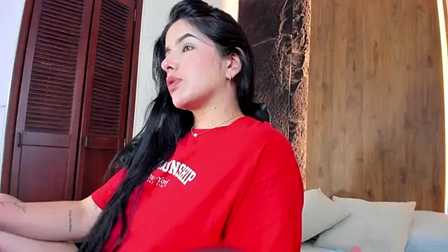 Snapshot of evelin_lopezz chatting on October 17, 2025, 2:15 am evelin lopezz online show from October 17, 2025, 2:15 am