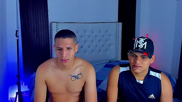 Latin Boyss  online show from November 4, 2025, 5:06 pm