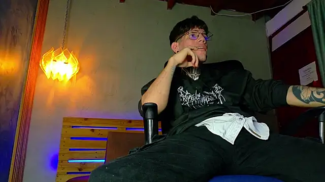 david huge online show from April 11, 2026, 3:14 am