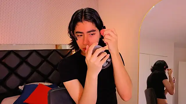 ryo light online show from October 15, 2025, 8:39 pm