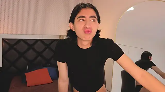 ryo light online show from October 6, 2025, 8:42 pm