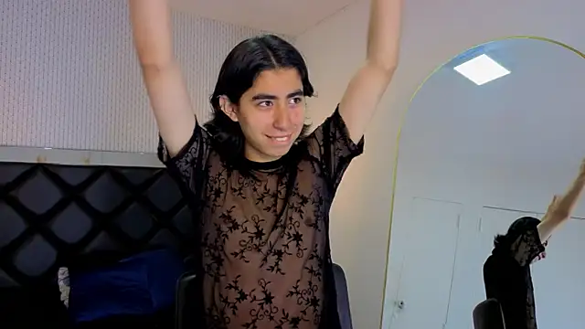 ryo light online show from October 27, 2025, 8:32 pm