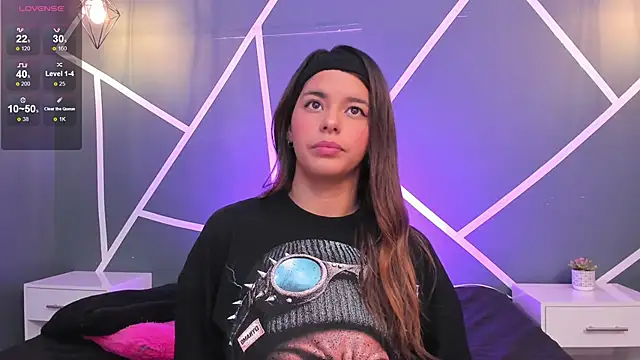 Snapshot of bianca_vega_ chatting on March 3, 2026, 11:17 am bianca vega online show from March 3, 2026, 11:17 am