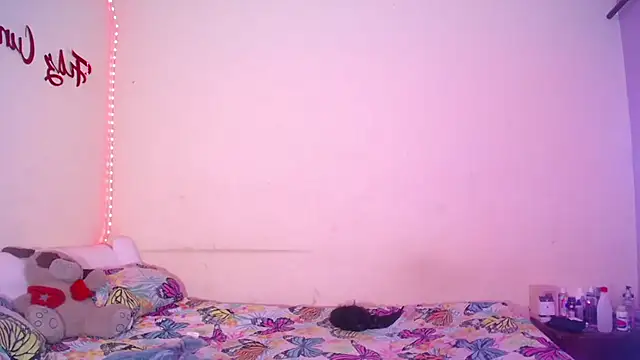 Snapshot of pink_7777 chatting on October 18, 2025, 5:20 am pink 7777 online show from October 18, 2025, 5:20 am