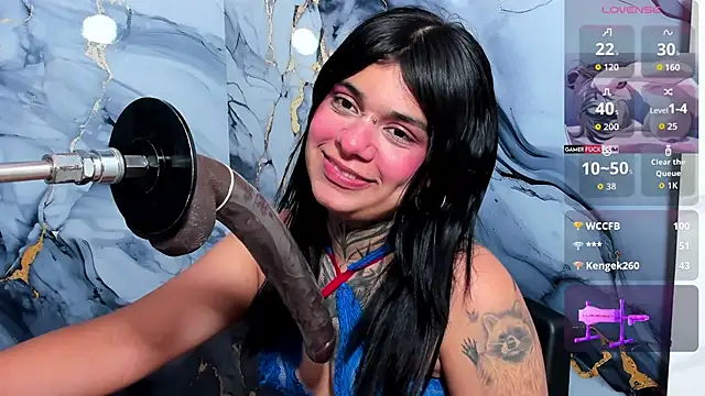 Snapshot of Emily_Evo chatting on October 26, 2025, 7:47 pm Emily Evo online show from October 26, 2025, 7:47 pm