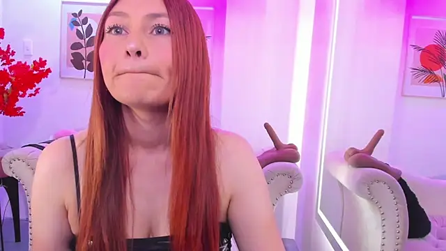 Snapshot of Alicia_leclair chatting on September 16, 2025, 3:51 am Alicia leclair online show from September 16, 2025, 3:51 am