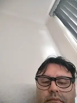 LeoMaduroSP online show from November 8, 2025, 12:09 pm