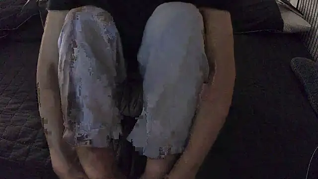 icejuljulju online show from November 1, 2025, 4:01 pm