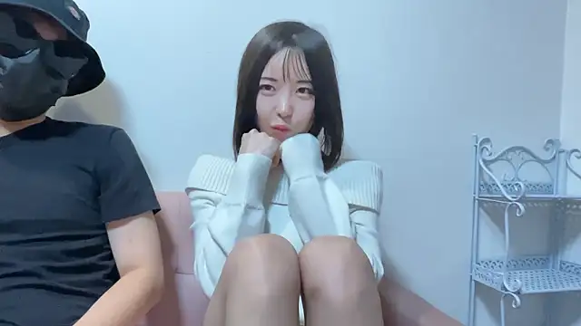 Snapshot of hinata_chan3 chatting on October 21, 2025, 1:21 pm hinata chan3 online show from October 21, 2025, 1:21 pm