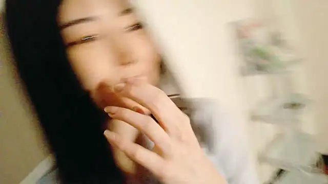 hinata chan3 online show from November 17, 2025, 1:37 pm