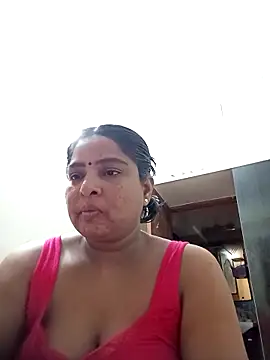 Snapshot of srimasrima chatting on March 3, 2026, 11:06 am srimasrima online show from March 3, 2026, 11:06 am