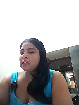 Snapshot of srimasrima chatting on February 6, 2026, 4:58 pm srimasrima online show from February 6, 2026, 4:58 pm