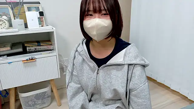 chii chan o0 online show from December 5, 2025, 1:10 pm