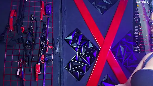 ivonne diaz1 online show from December 16, 2025, 8:13 pm