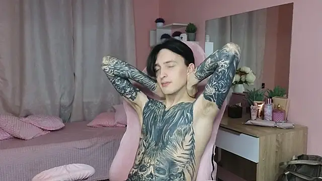 Snapshot of Martin_Jin chatting on October 23, 2025, 12:15 pm Martin Jin online show from October 23, 2025, 12:15 pm