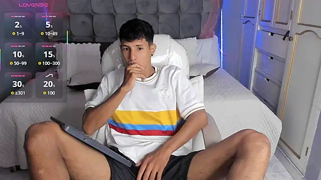 Snapshot of Juan_zabala chatting on October 14, 2025, 11:55 am Juan zabala online show from October 14, 2025, 11:55 am