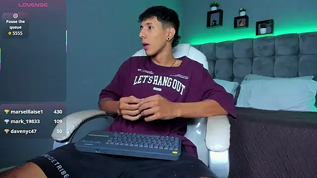 Snapshot of Juan_zabala chatting on September 30, 2025, 11:38 am Juan zabala online show from September 30, 2025, 11:38 am