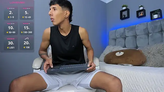 Snapshot of Juan_zabala chatting on September 25, 2025, 12:11 pm Juan zabala online show from September 25, 2025, 12:11 pm