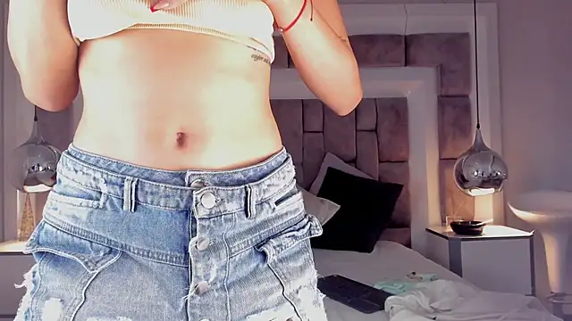 JuliettaBleer online show from December 22, 2025, 12:27 pm