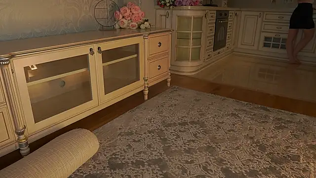 Snapshot of EadlinGillim chatting on December 17, 2025, 3:11 am EadlinGillim online show from December 17, 2025, 3:11 am